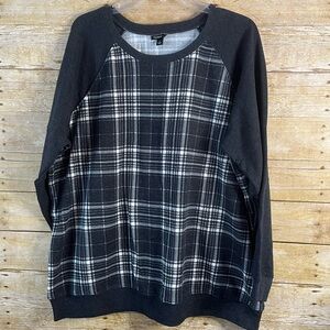 Torrid Plus Size 2 Black and White Plaid Raglan  Sweatshirt Top EUC